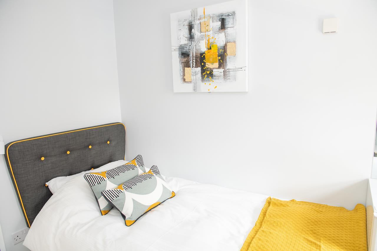 Pinehill Rooms 雷丁 外观 照片