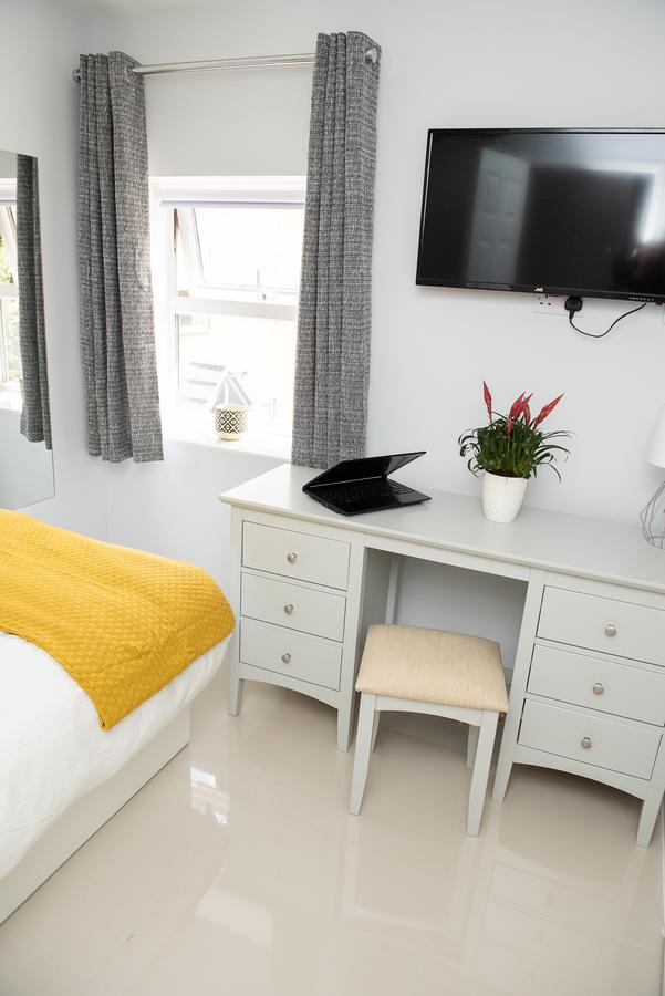 Pinehill Rooms 雷丁 外观 照片